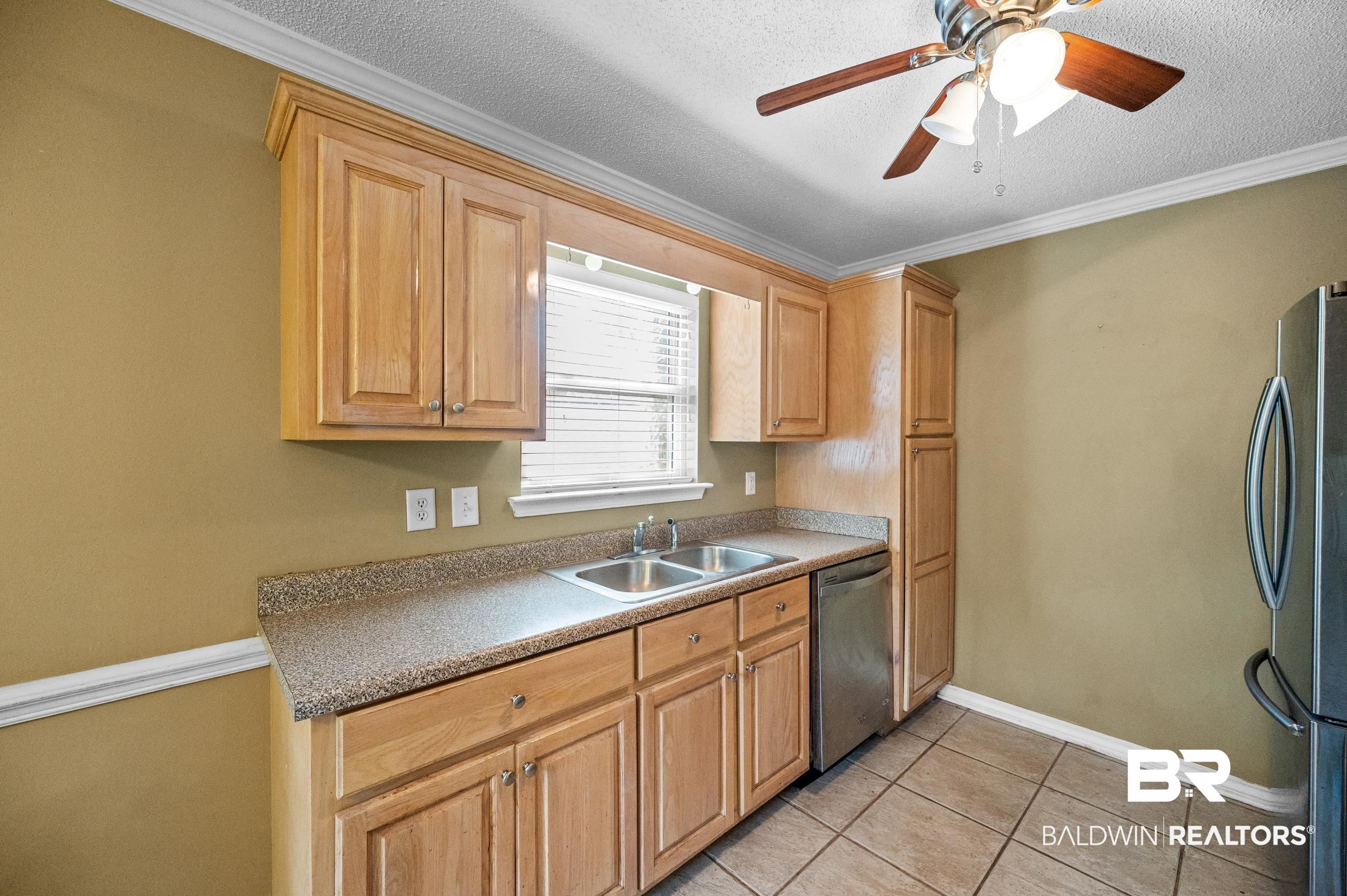 347 Ridgewood Drive Daphne, AL 36526 - Photo 11 of 29