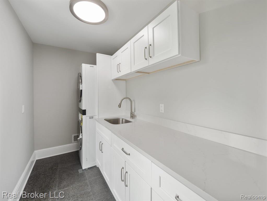 1695 Cole Street Birmingham, MI 48009 - Photo 26 of 39