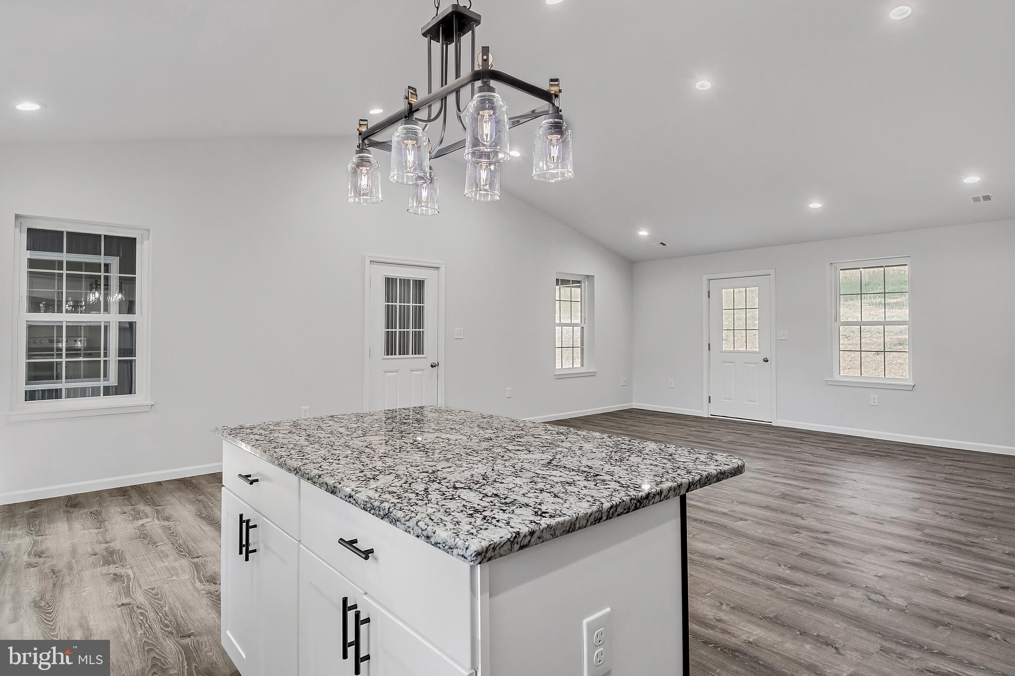 67 Jonquil Road Delta, PA 17314 - Photo 5 of 34 Gallery Image 5