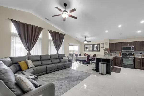 $525,000 | 1210 Cherry Oak Lane, Manteca, CA 95336
