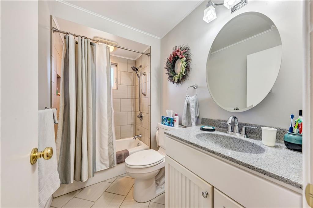 20 Ellen Drive McKees Rocks, PA 15136 - Photo 12 of 27 Gallery Image 12