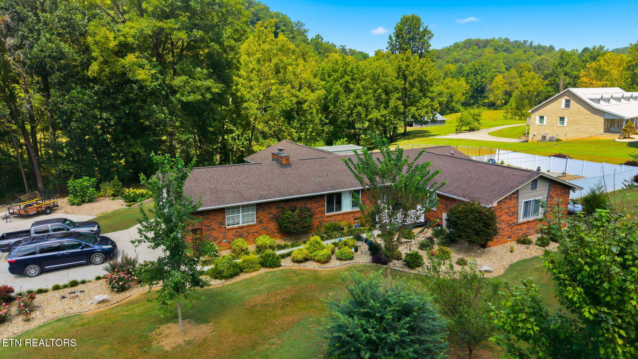 841 Knight Road Knoxville, TN 37920 - Photo 26 of 36 25-web-or-mls-841-Knight-Rd-Knoxville-TN