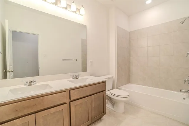 an empty room with closet area