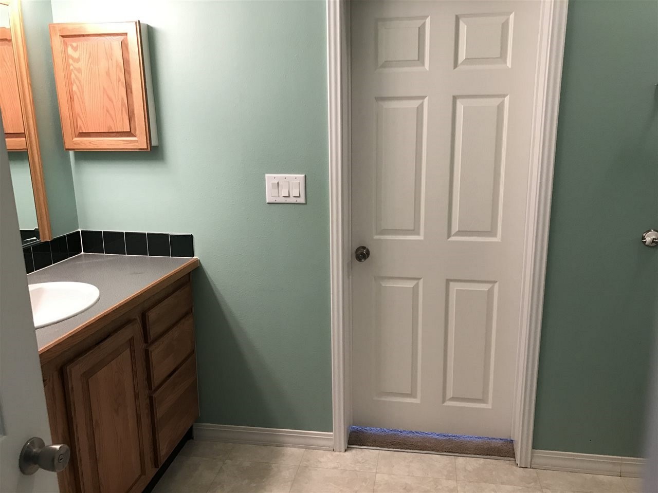 57 Sunset Way Manchester, NH 03104 - Photo 14 of 22 Gallery Image 14