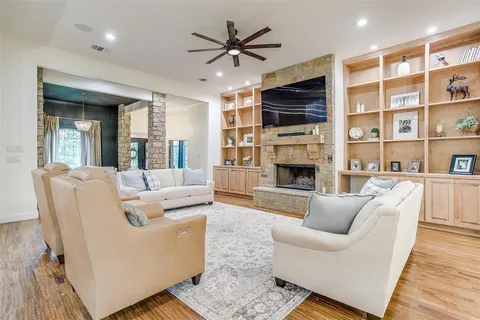 $1,075,000 | 115 Lantana Court, Poolville, TX 76487
