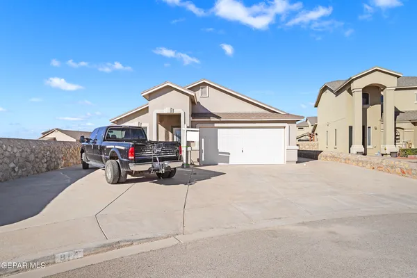 $255,000 | 917 Danny Sanchez Place, Anthony, TX 79821