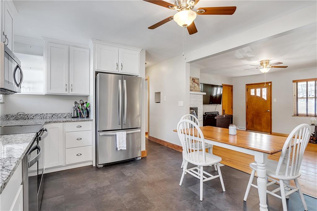 165 Muntz Road Rochester, PA 15074 - Photo 8 of 25