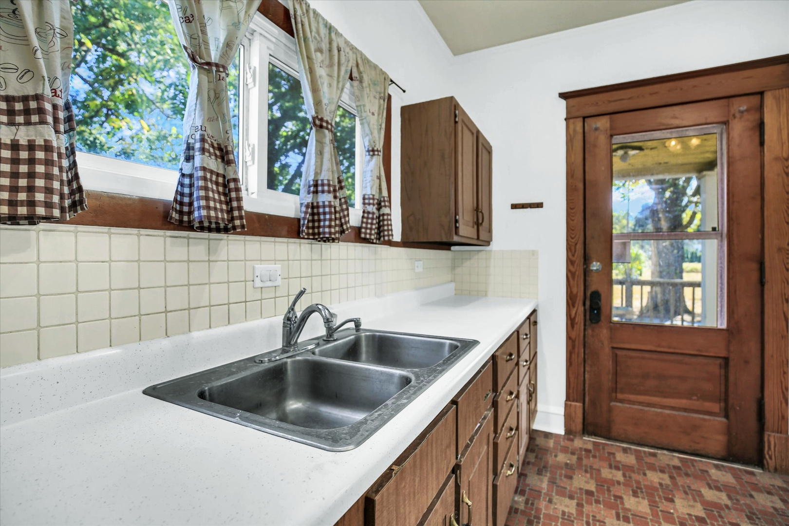 206 Illinois Street Mansfield, IL 61854 - Photo 37 of 74