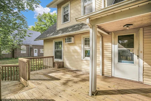 $163,500 | 206 Illinois Street, Mansfield, IL 61854