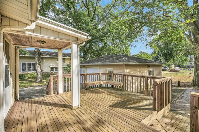 $163,500 | 206 Illinois Street, Mansfield, IL 61854