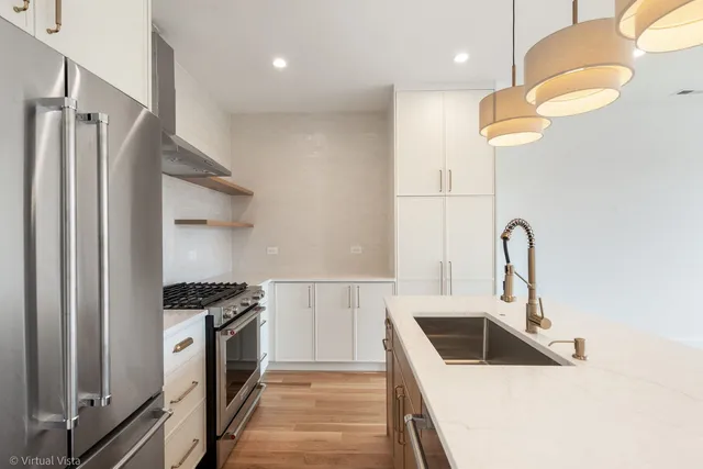 $435,000 | 1530 West 18th Place, Unit 2, Chicago, IL 60608