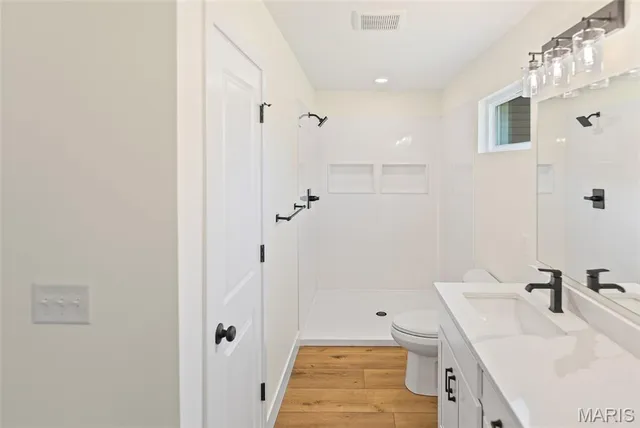 $459,900 | 162 Gabrielle Circle, Bethalto, IL 62010