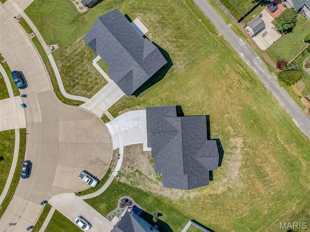 $459,900 | 162 Gabrielle Circle, Bethalto, IL 62010