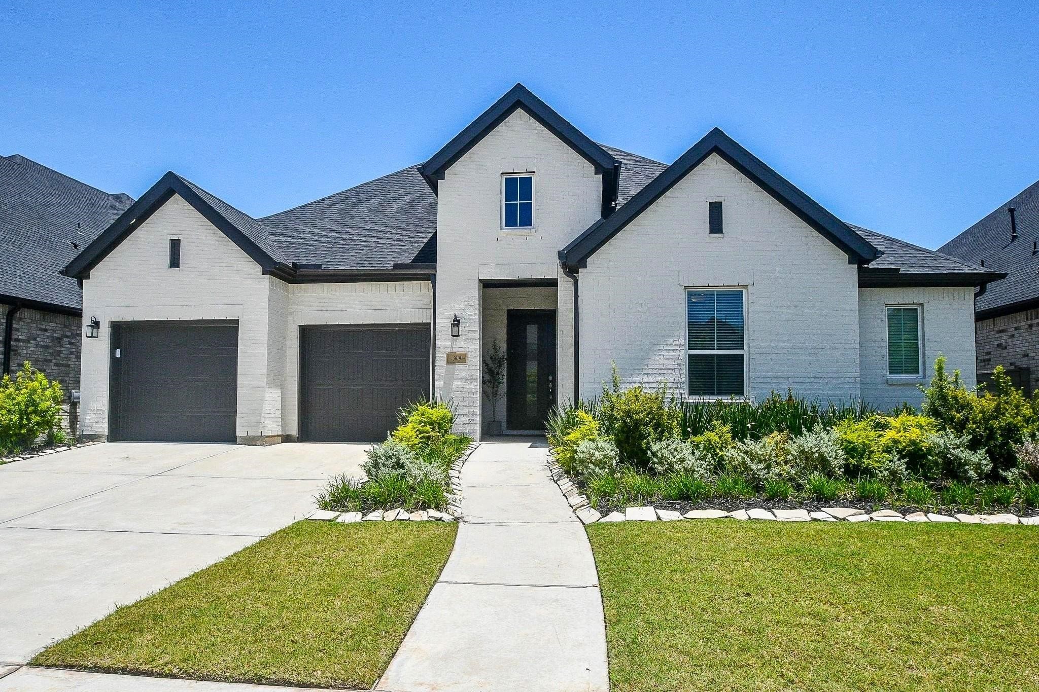 5019 Golden Peach Road Manvel, TX 77578 - Photo 2 of 40 Gallery Image 2