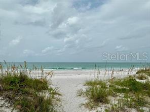 521 Neptune Avenue Longboat Key, FL 34228 - Photo 26 of 31