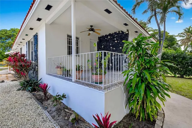 $1,295,000 | 2399 Southwest 26th Lane, Miami, FL 33133