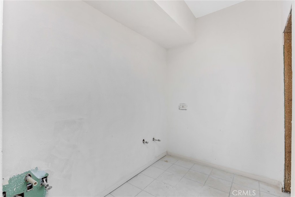 26525 Papago Road Apple Valley, CA 92307 - Photo 23 of 40