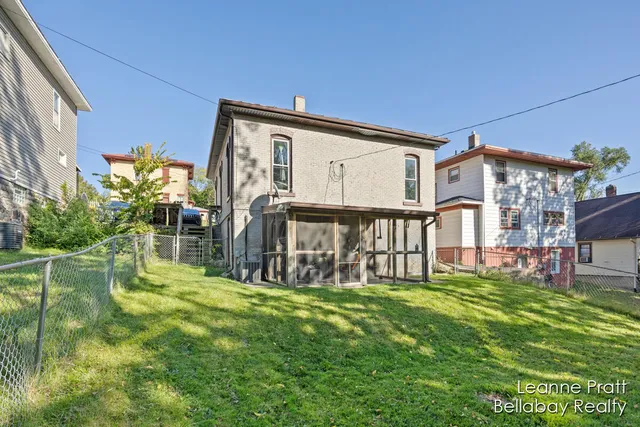 $155,000 | 217 Dye Street, Ionia, MI 48846