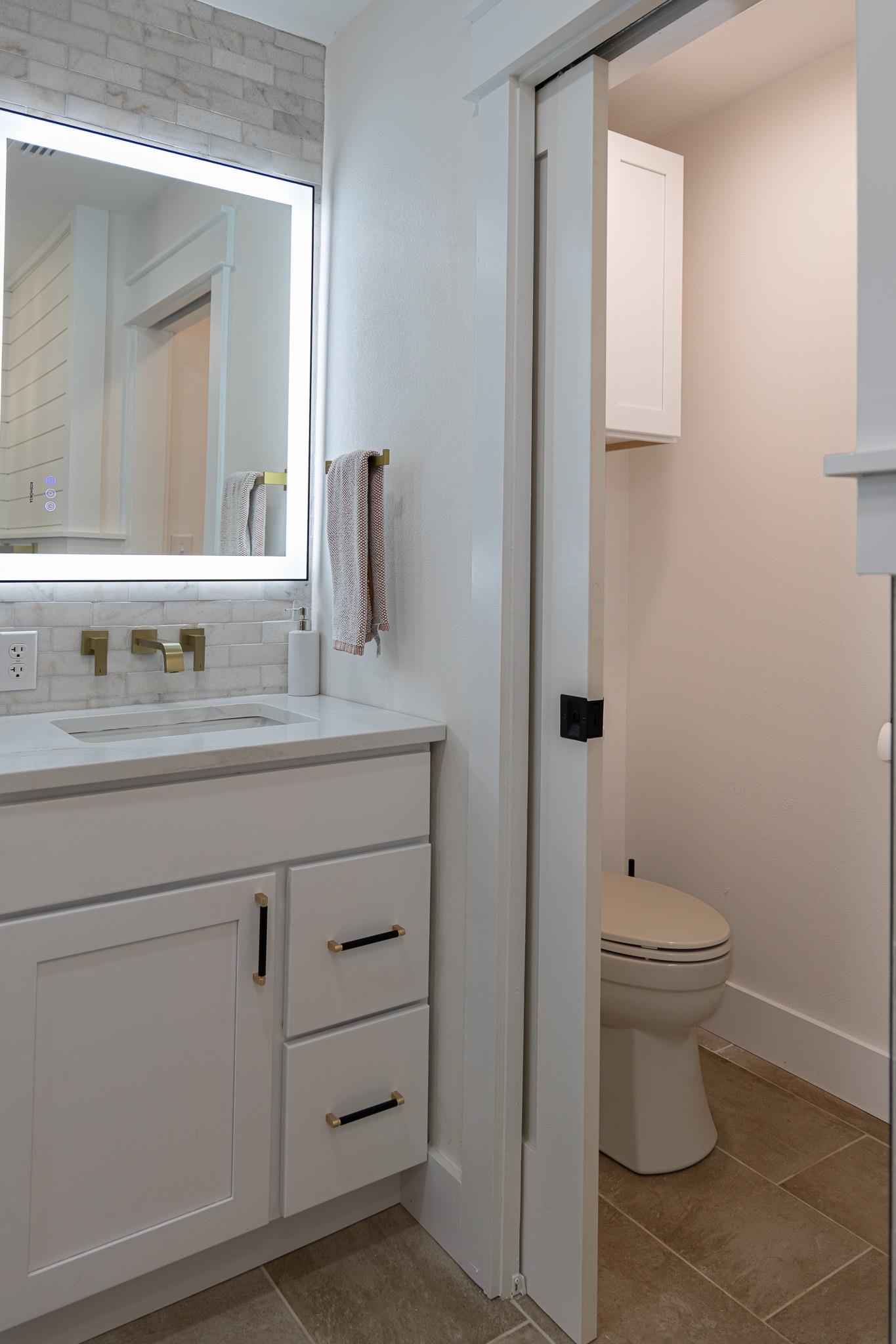 19690 Lawrence Road Fairhope, AL 36532 - Photo 41 of 73 Bathroom