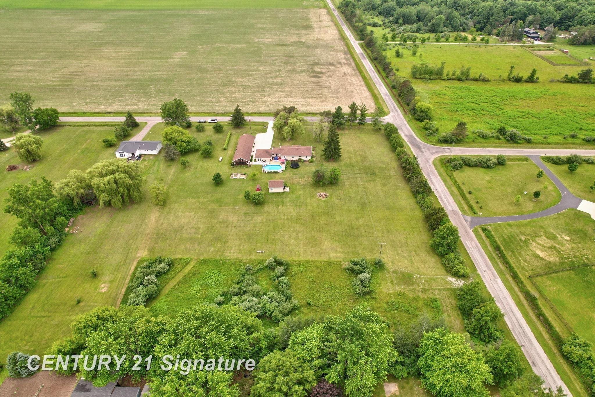 2051 South Brennan Road Hemlock, MI 48626 - Photo 65 of 72