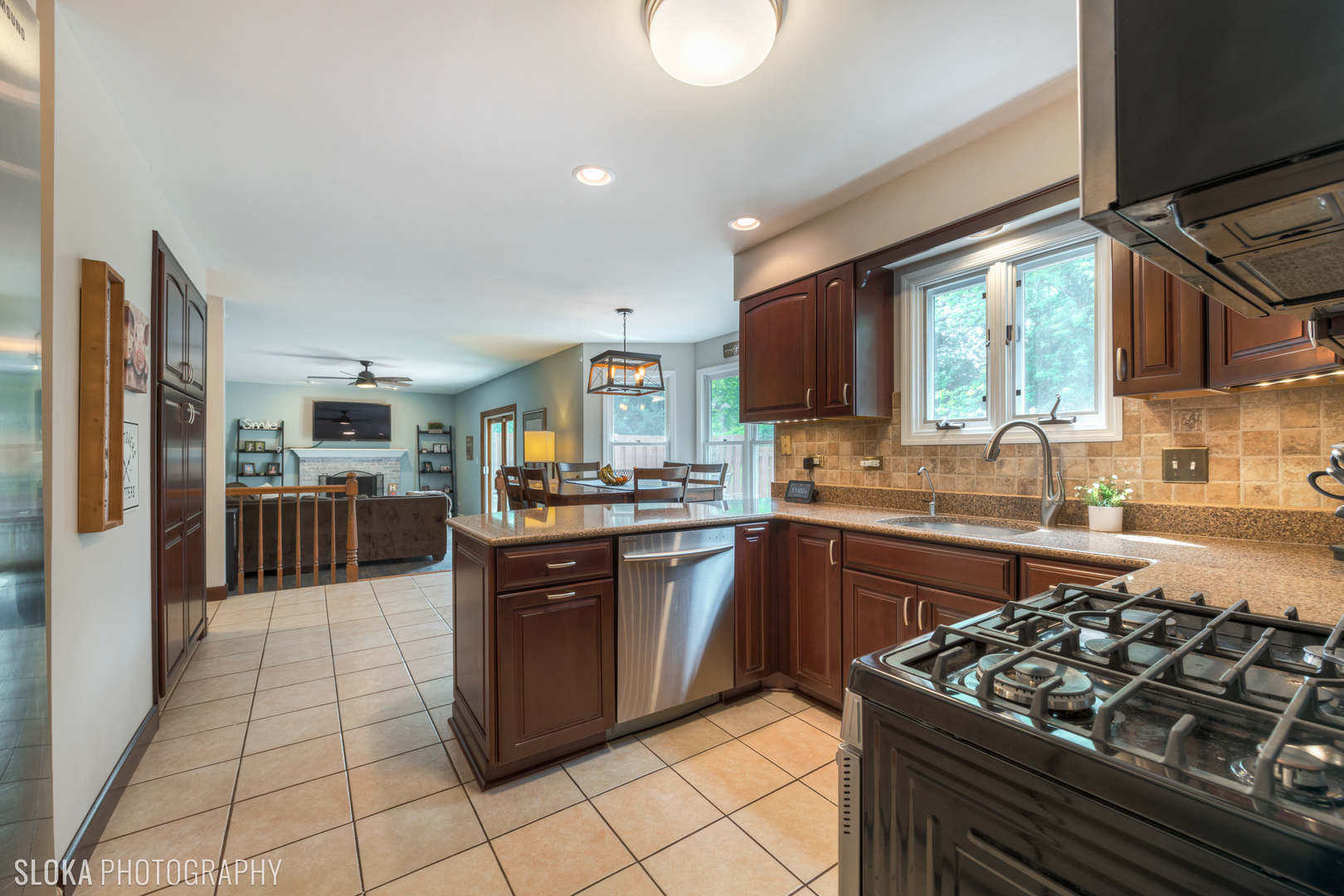 538 Glen Garry Road Cary, IL 60013 - Photo 10 of 28