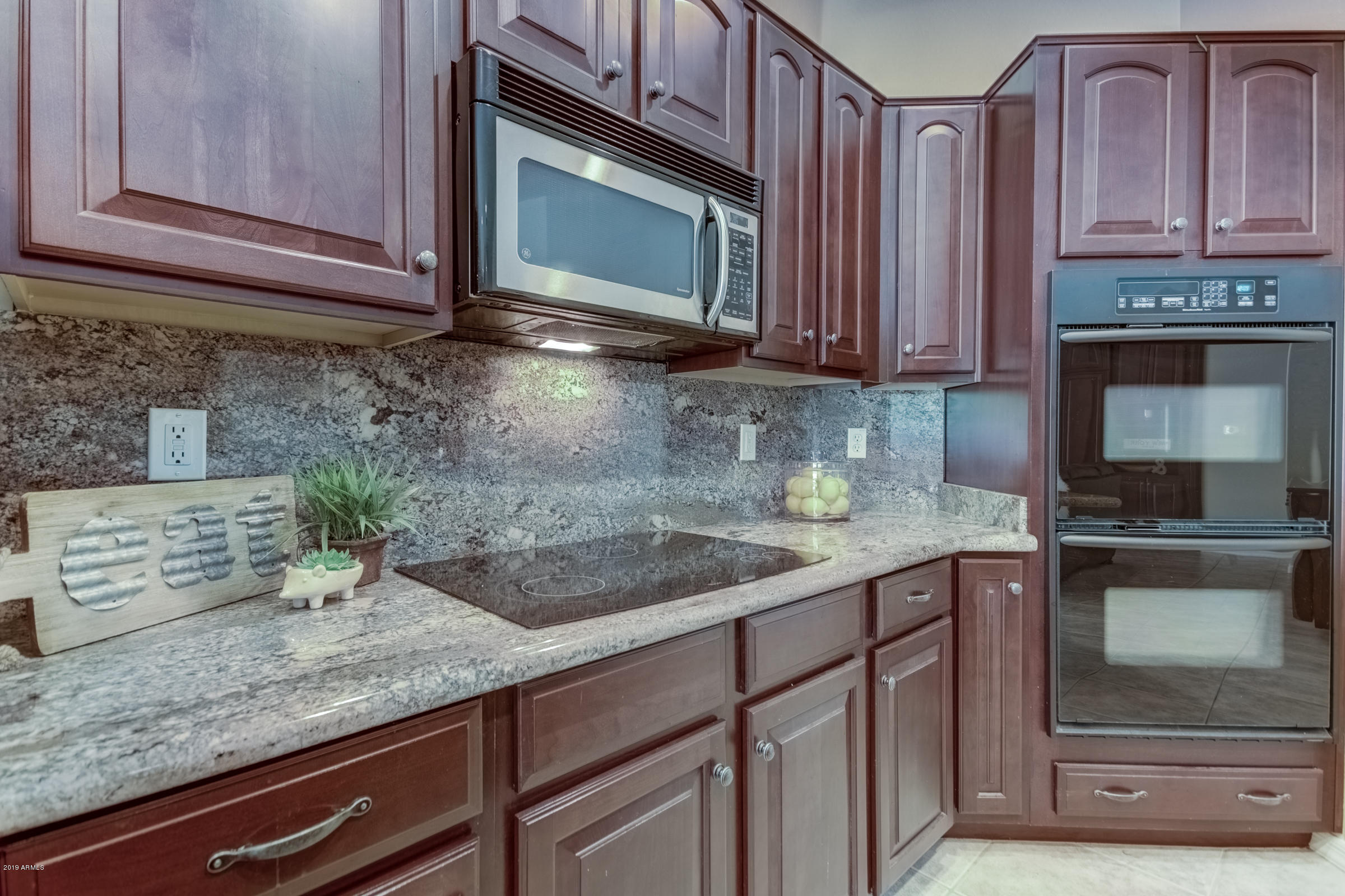 4324 East Reins Road Gilbert, AZ 85297 - Photo 12 of 33 Kitchen