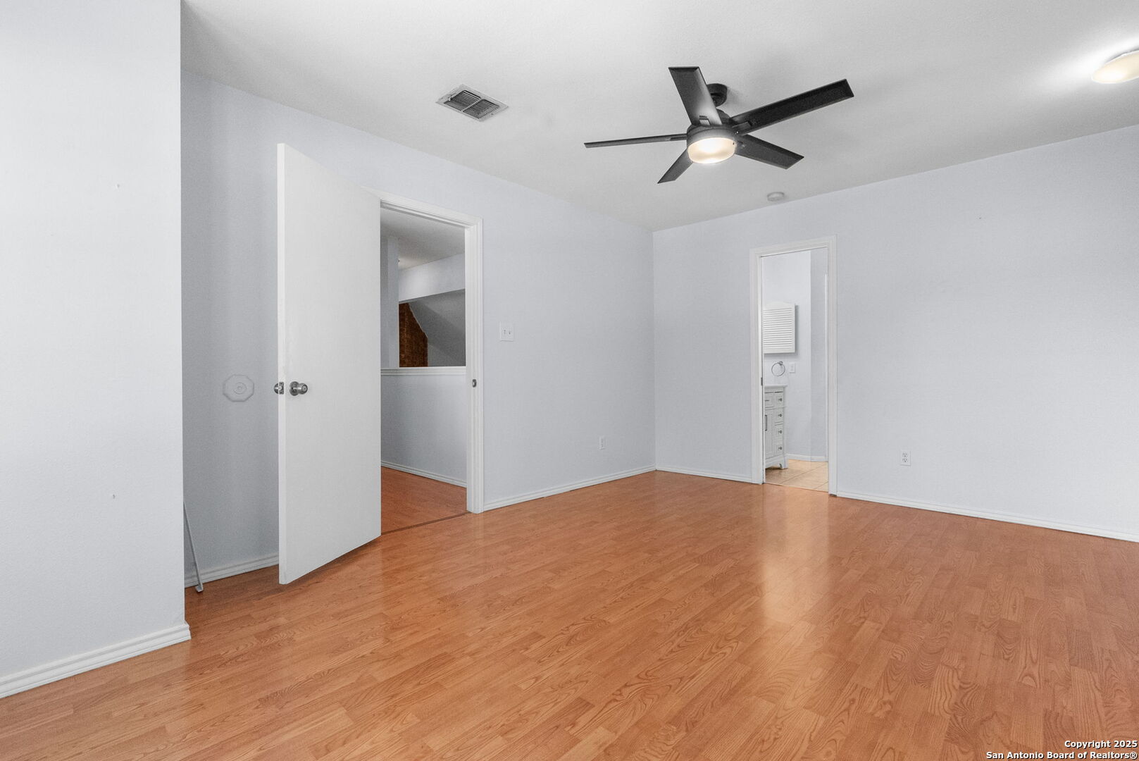 3813 Ogelthorpe Circle Schertz, TX 78154 - Photo 18 of 32 a view of an empty room