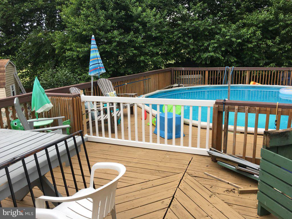 301 Larkin Drive Red Lion, PA 17356 - Photo 11 of 61 a view of deck with chairs and wooden fence