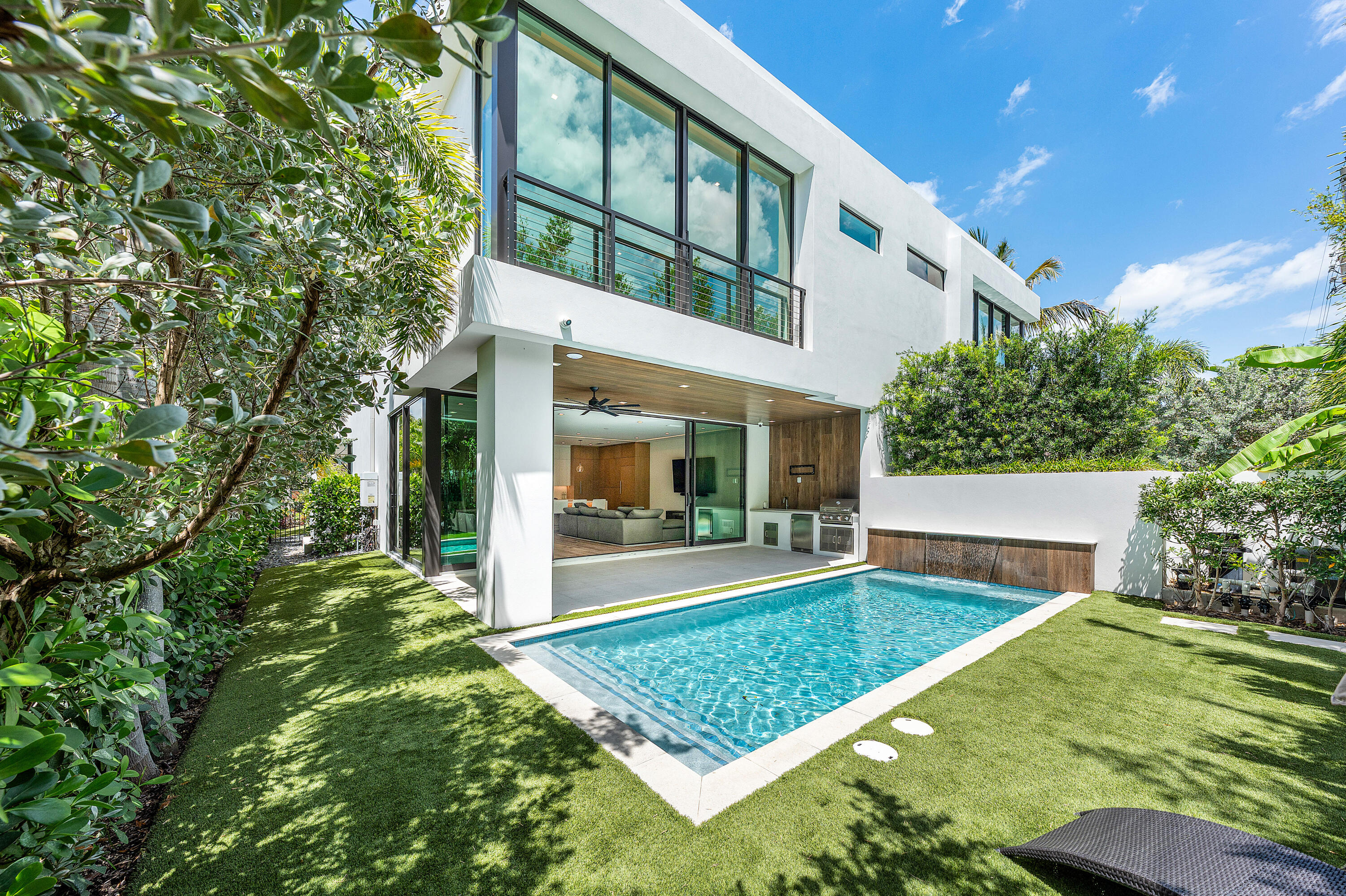 320 Northeast Wavecrest Way Boca Raton, FL 33432 - Photo 30 of 65 054-320NortheastWavecrestWay-BocaRaton-F