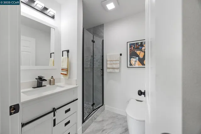 $725,000 | 917 60th Street, Oakland, CA 94608