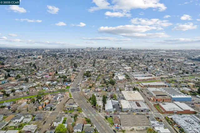 $725,000 | 917 60th Street, Oakland, CA 94608