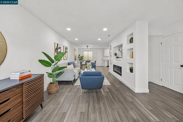 $725,000 | 917 60th Street, Oakland, CA 94608