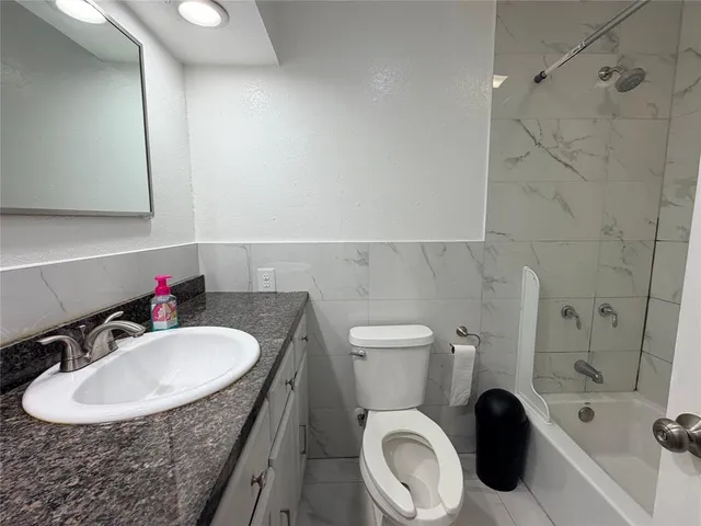 $2,100 | 1226 Linkwood Lane, Lancaster, TX 75146