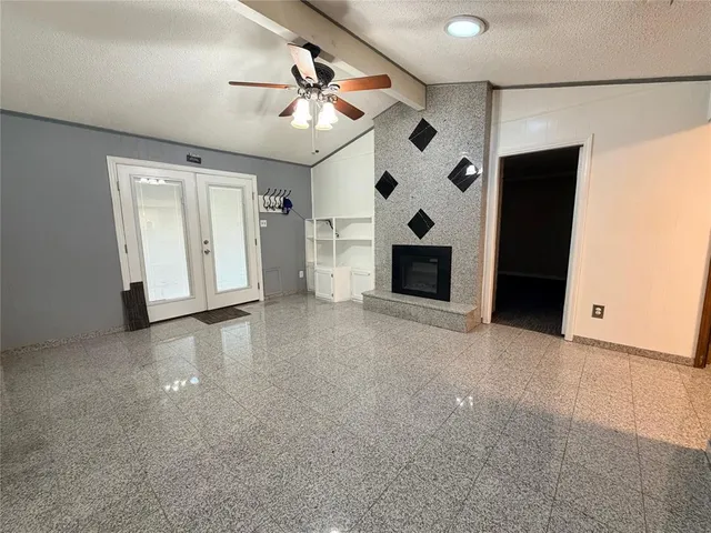 $2,100 | 1226 Linkwood Lane, Lancaster, TX 75146