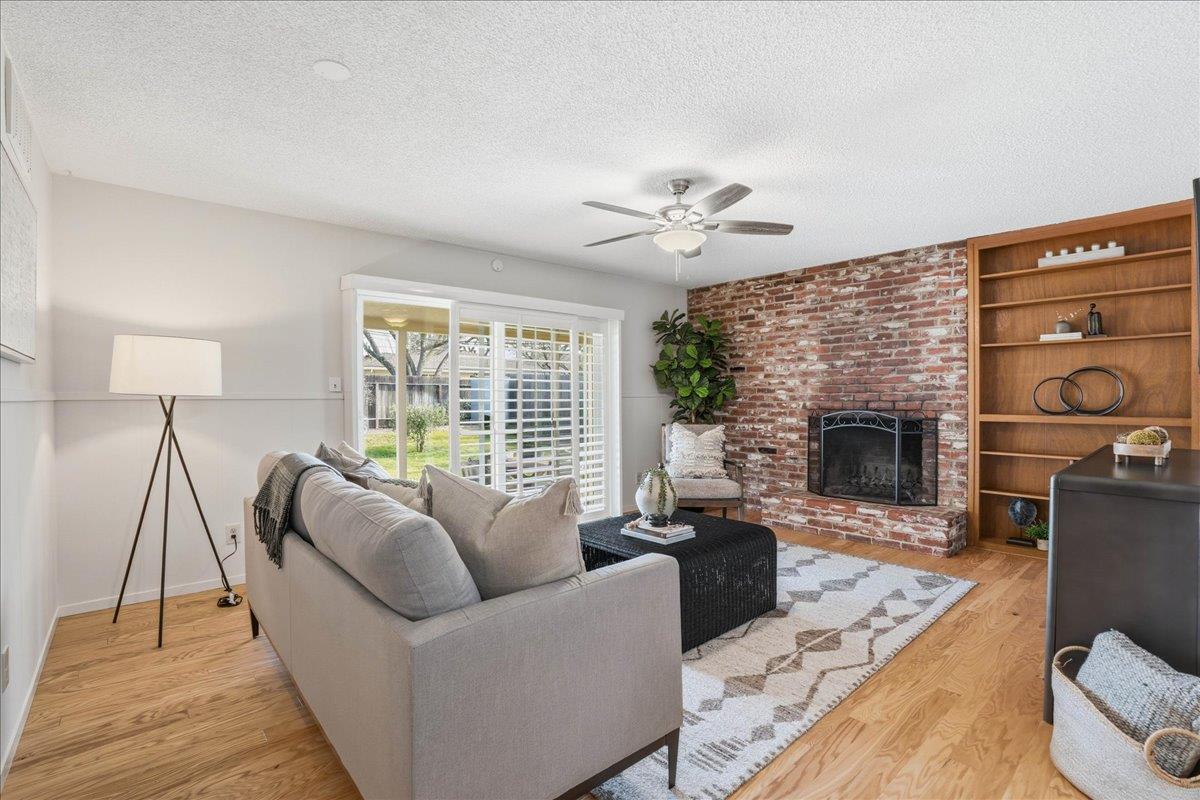 4812 Alexon Way Carmichael, CA 95608 - Photo 5 of 54