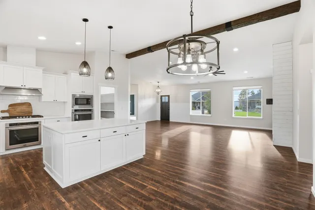 $898,500 | 2539 South Man O' War Lane, Veradale, WA 99037