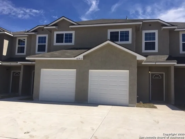 $1,295 | 16910 Spirit Brook, Unit 2, Selma, TX 78154