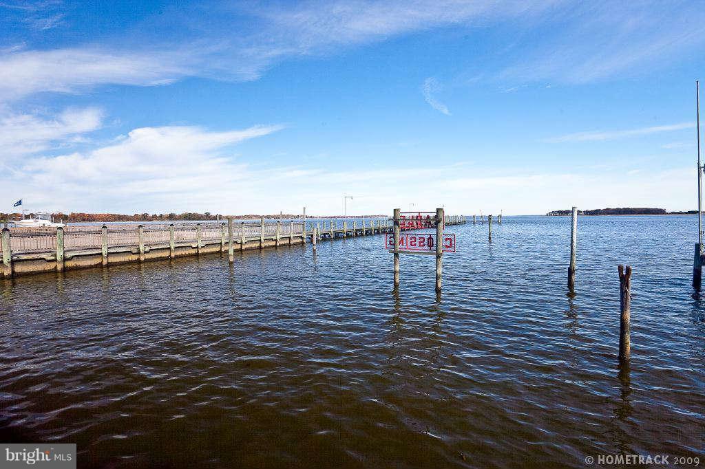 Bay Drive Baltimore, MD 21219 - Photo 3 of 12 View