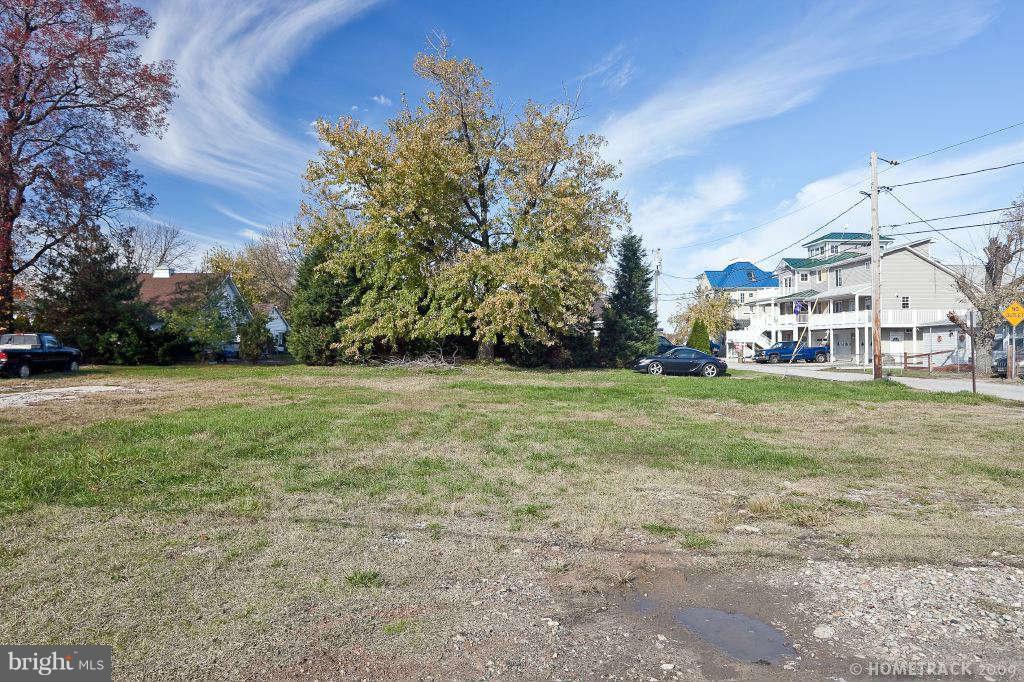 Bay Drive Baltimore, MD 21219 - Photo 7 of 12 Exterior General