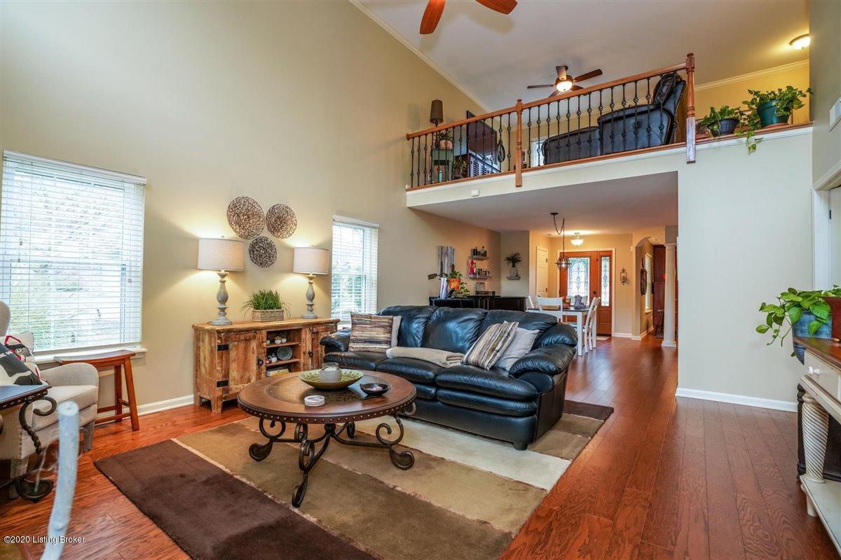 5621 Harrods Run Road Prospect, KY 40059 - Photo 7 of 36 Great Room