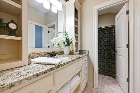 $865,000 | 1700 Northeast Woodland Shores Lane, Lee's Summit, MO 64086