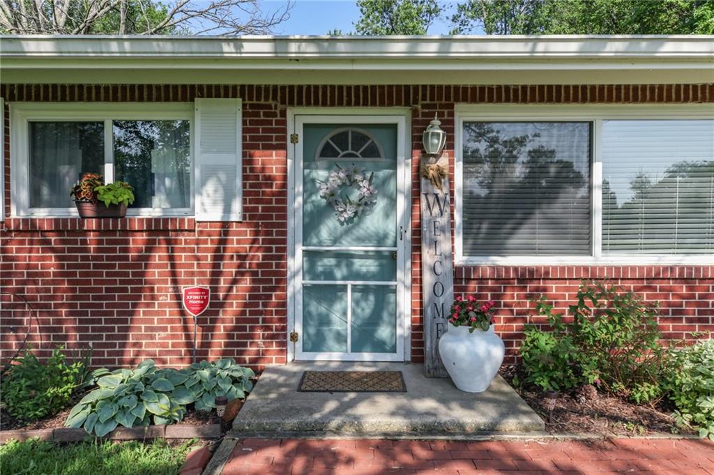 3032 South Shortridge Road Indianapolis, IN 46239 - Photo 3 of 26 Gallery Image 3
