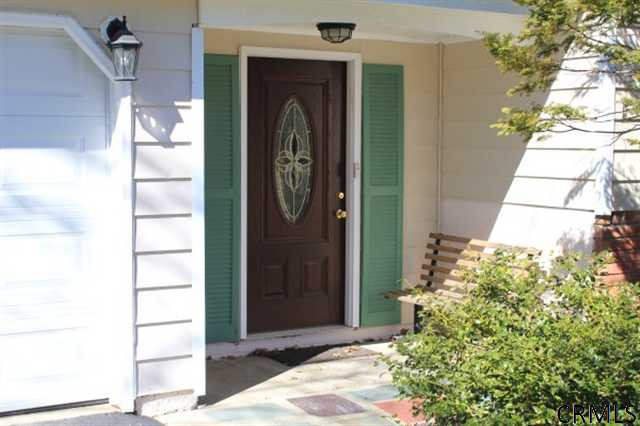 5 Compton Road Clifton Park, NY 12065 - Photo 2 of 15 Photo 2