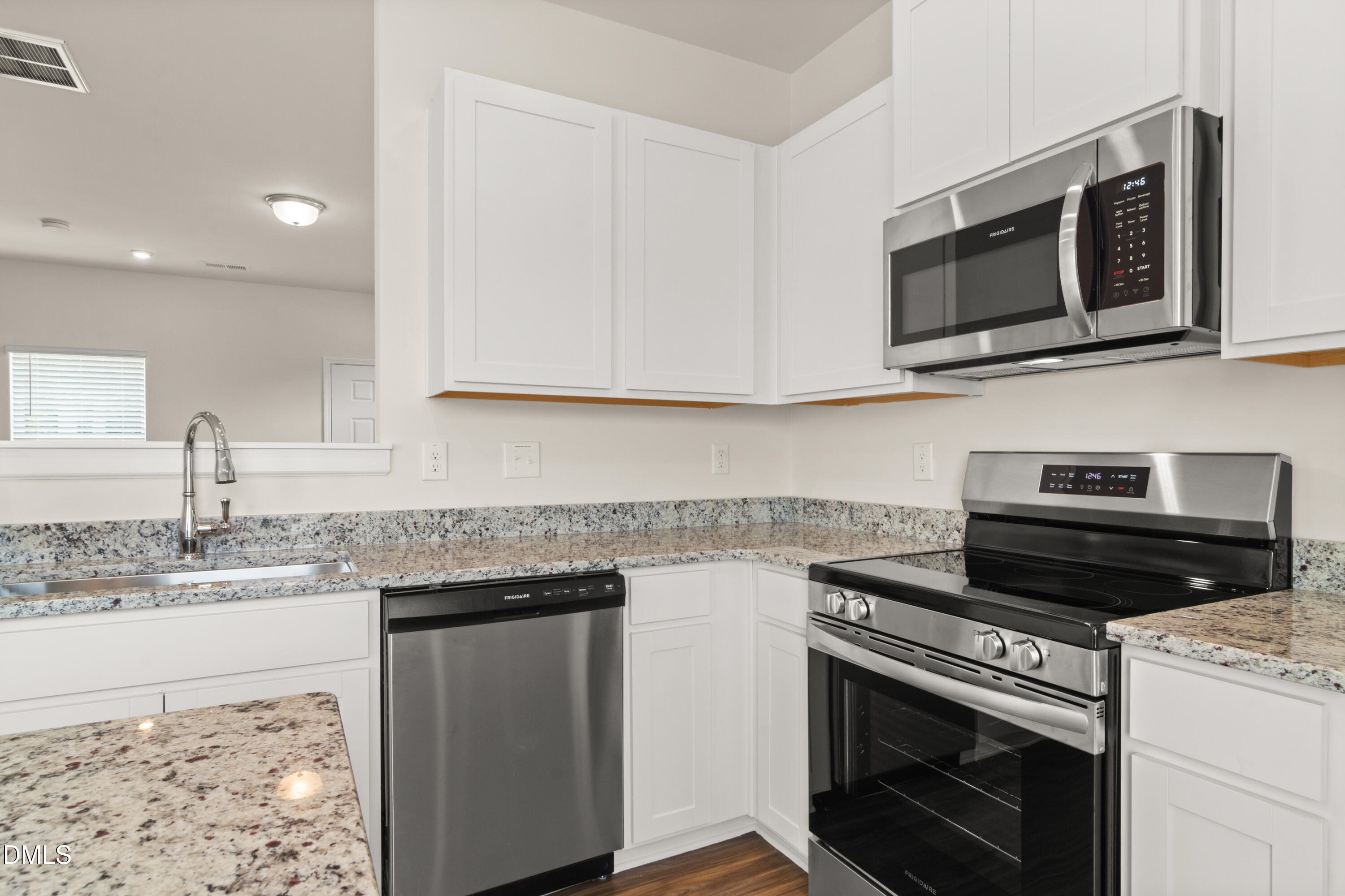 192 Courtside Drive Dunn, NC 28334 - Photo 7 of 22 Representational Photo