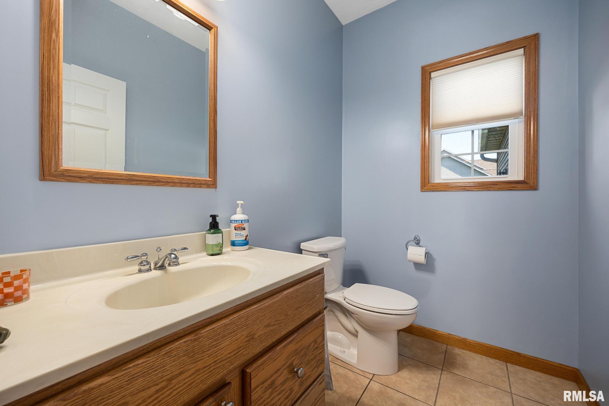1508 Oak Ridge Washington, IL 61571 - Photo 16 of 47 Gallery Image 16