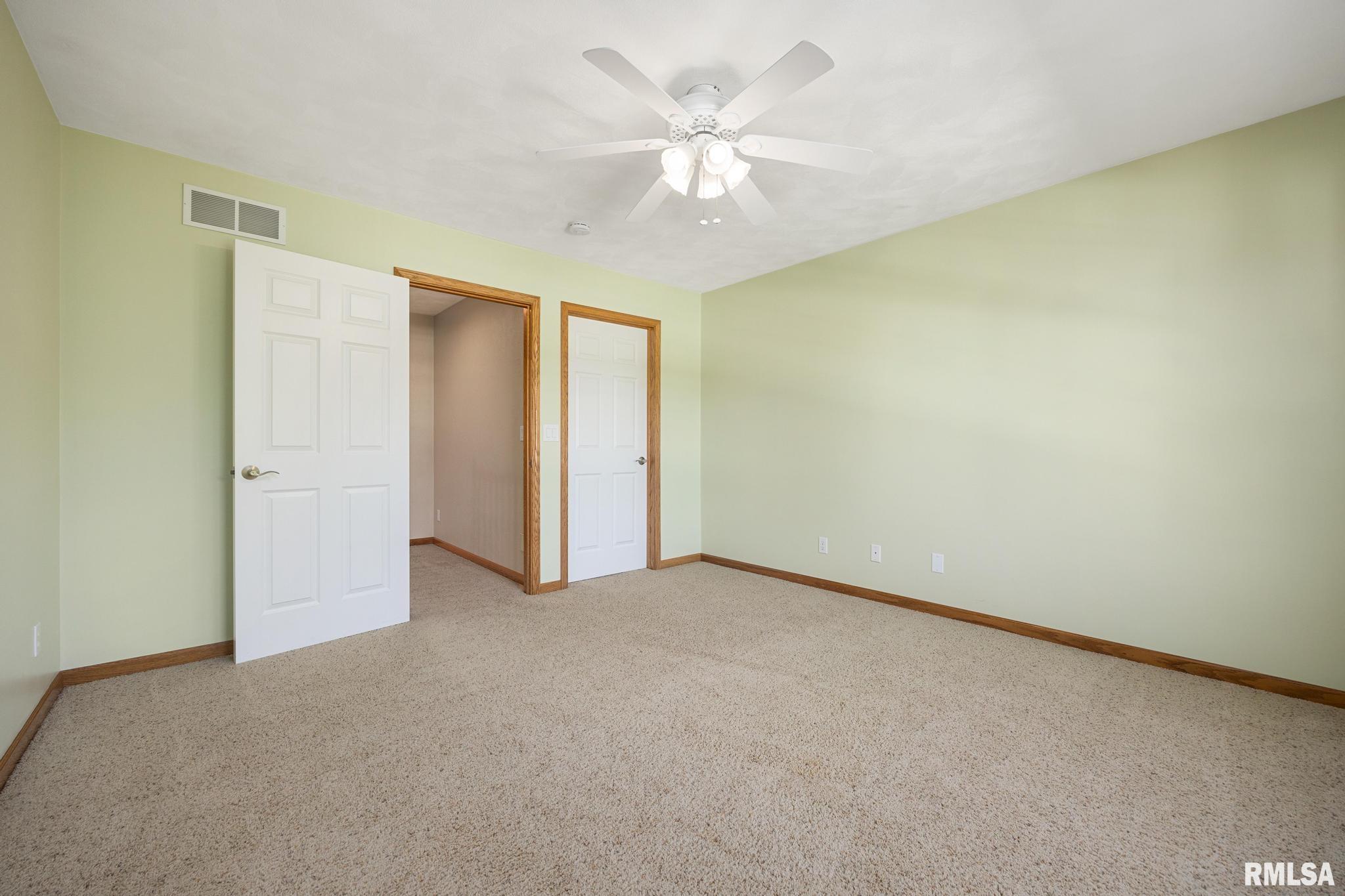 1508 Oak Ridge Washington, IL 61571 - Photo 23 of 47 Gallery Image 23