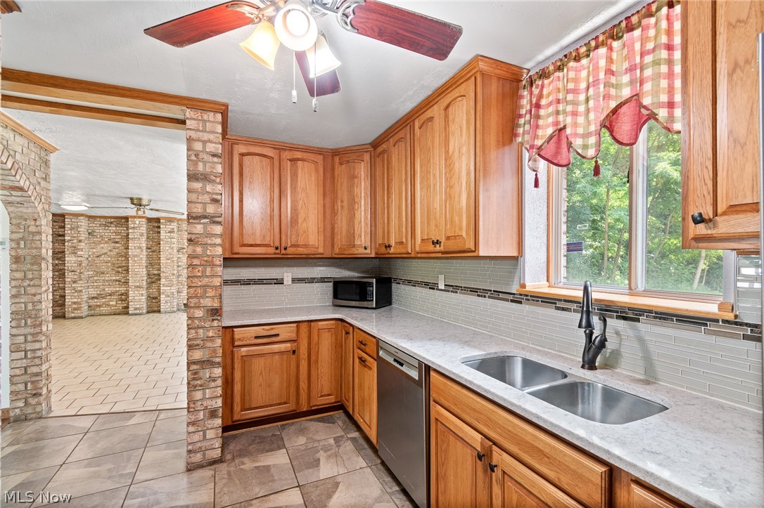 7434 Fenton Road Northwest North Bloomfield, OH 44450 - Photo 5 of 30