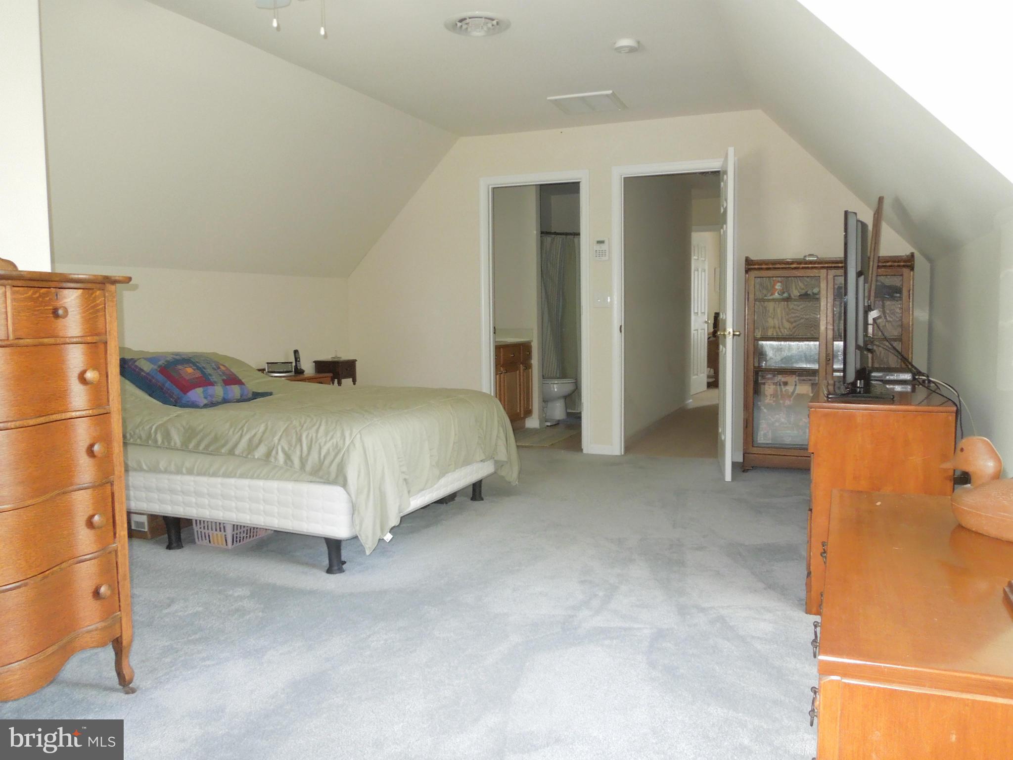 501 Maryland Avenue Ridgely, MD 21660 - Photo 10 of 21 Bedroom (Master)