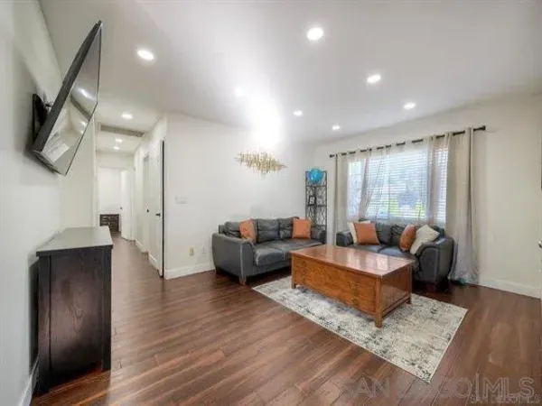 $3,799 | 14523 Saco Street, Poway, CA 92064