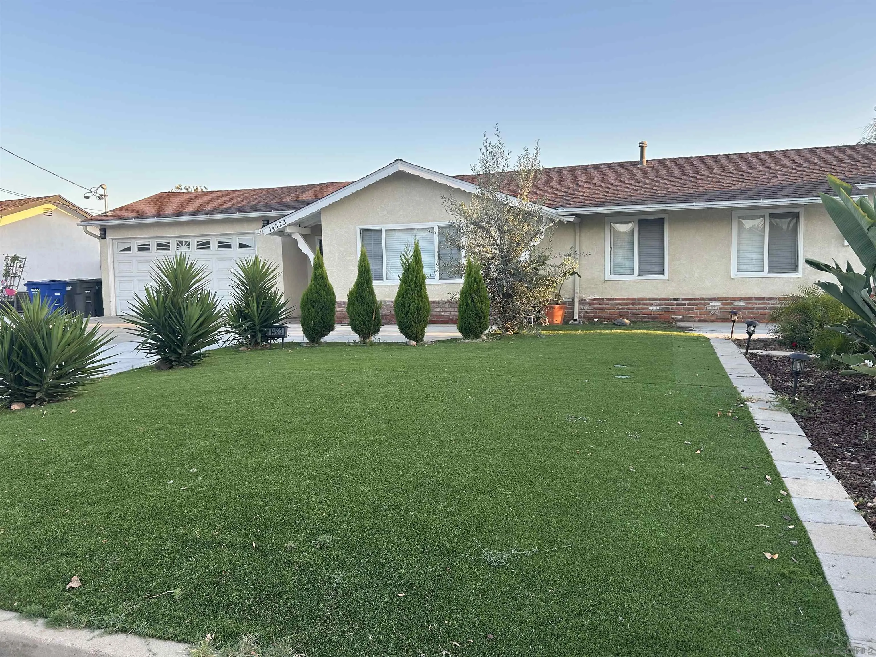 14523 Saco Street Poway, CA 92064 - Photo 3 of 11